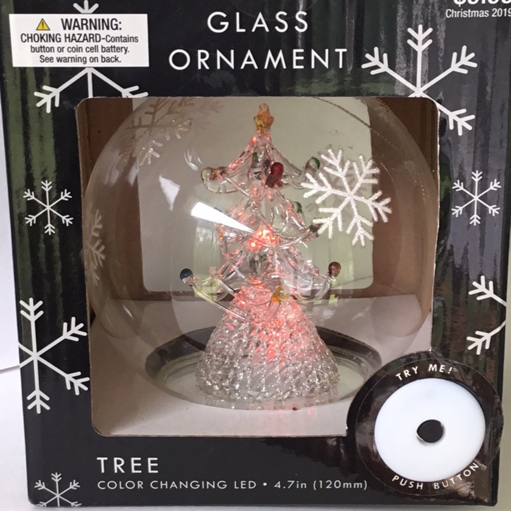 NWT Robert Stanley Christmas Glass Globe Ornament